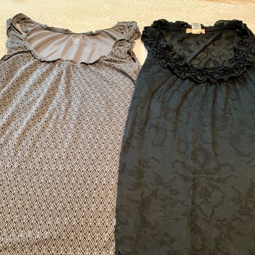 Pair of ladies sleeveless tops